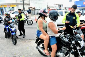 Prefeitura de São Gonçalo inicia ações do Maio Amarelo 2026 com blitz de trânsito integrada